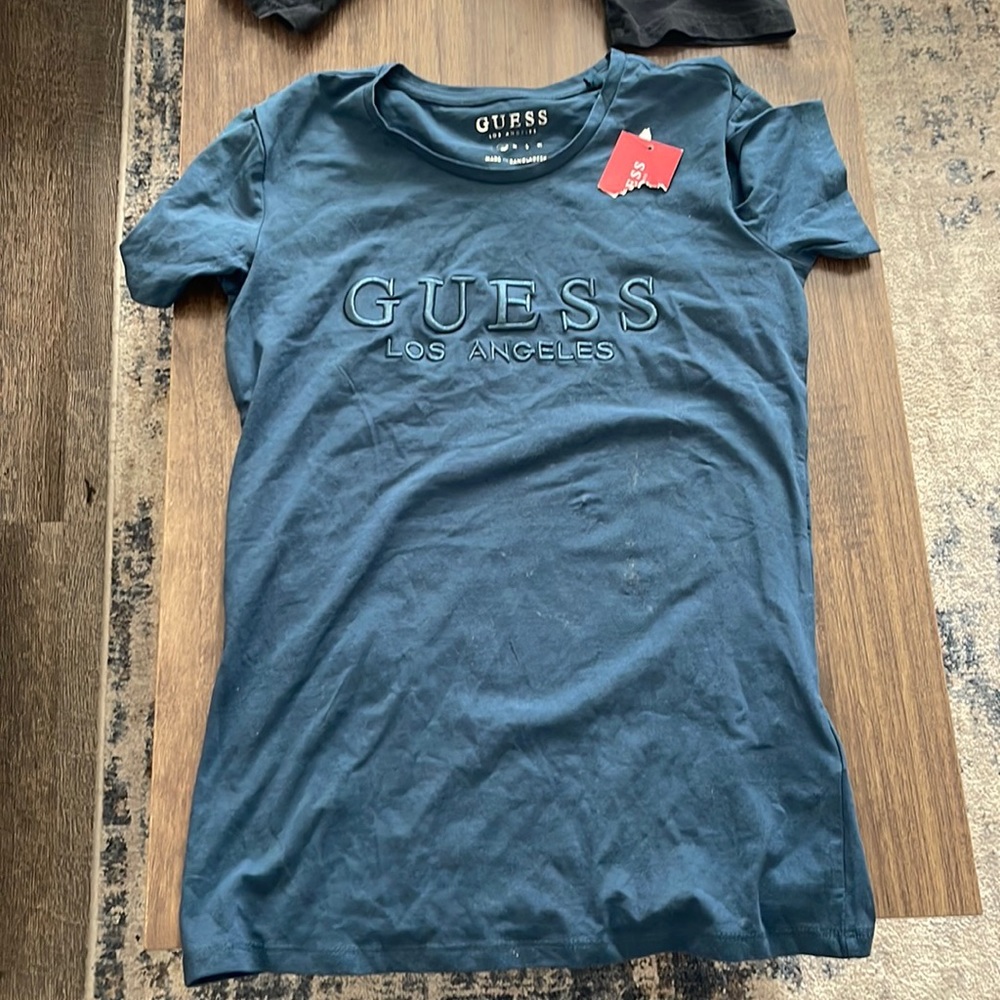 guess tee